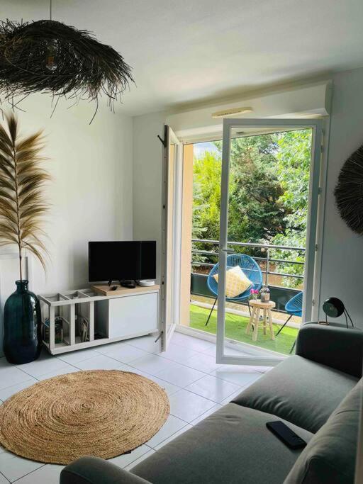 Appartement Cosy, Calme, Lumineux, Balcon, Parking Sarlat-la-Canéda Kültér fotó