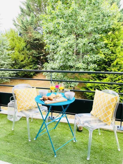 Appartement Cosy, Calme, Lumineux, Balcon, Parking Sarlat-la-Canéda Kültér fotó